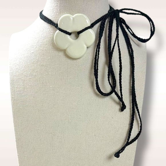 Free People Bohemian 70s Glass Flower Nissaki Belly Chain Beach Festival NWT - Picture 7 of 12